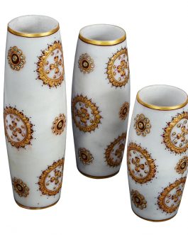 Lavish Touch Heer Vase
 Medium